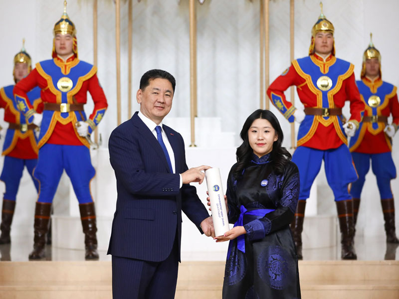 “Ерөнхийлөгчийн илгээлт-2100” хөтөлбөрийн эздэд захиа, даалгавар гардууллаа